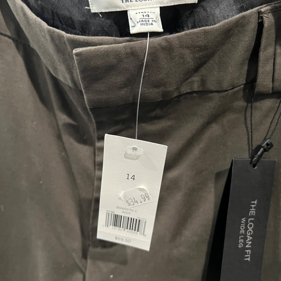 Banana Republic "The Logan Fit" Size 14 Pants - Picture 9 of 9